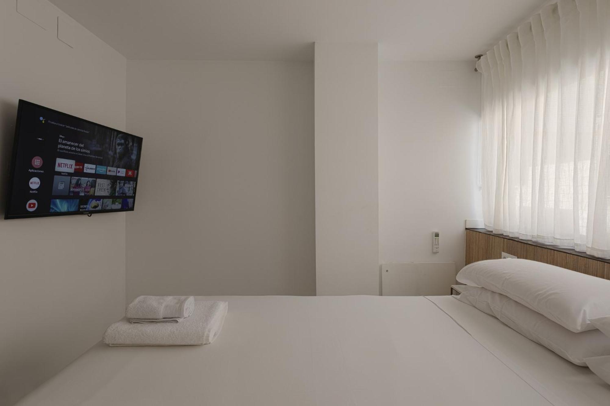 Beach Malagueta By Caleta Homes Málaga Buitenkant foto